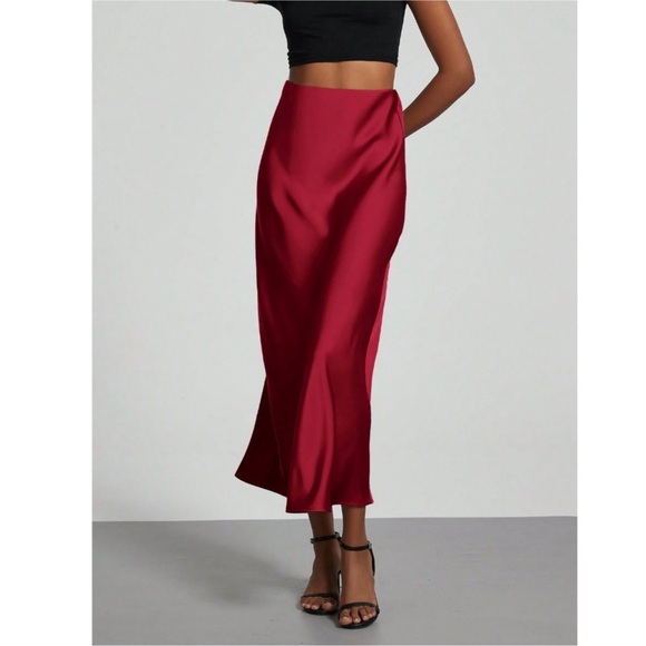 Elegant Red A-Line Skirt - Picture 5 of 10